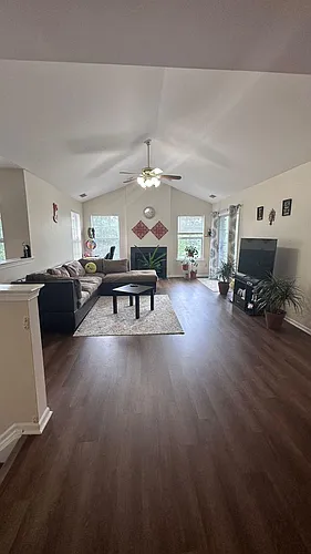 358 Bowler Ct Photo 1