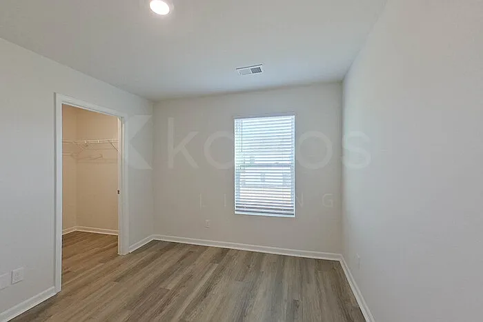 111 Overstreet Way — Photo 10