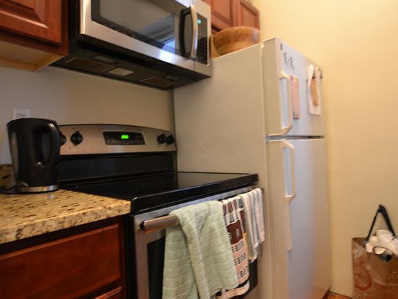 5th image of 1473 Beacon St #27O