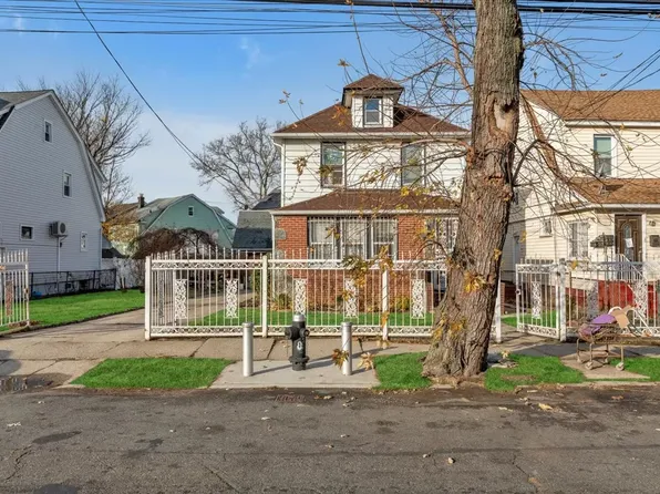 115-72 Newburg St, Saint Albans, NY 11412