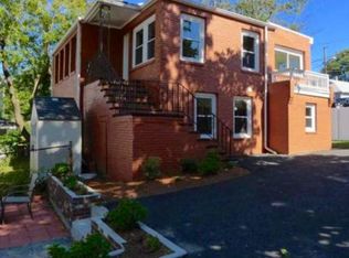 54 Lennox Rd, Nahant, MA 01908