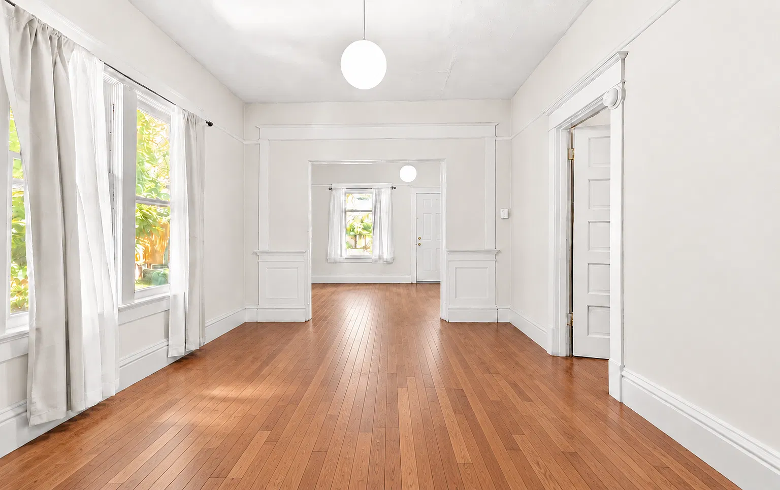 2 bed, 932 sqft, $2,100 — Photo 4