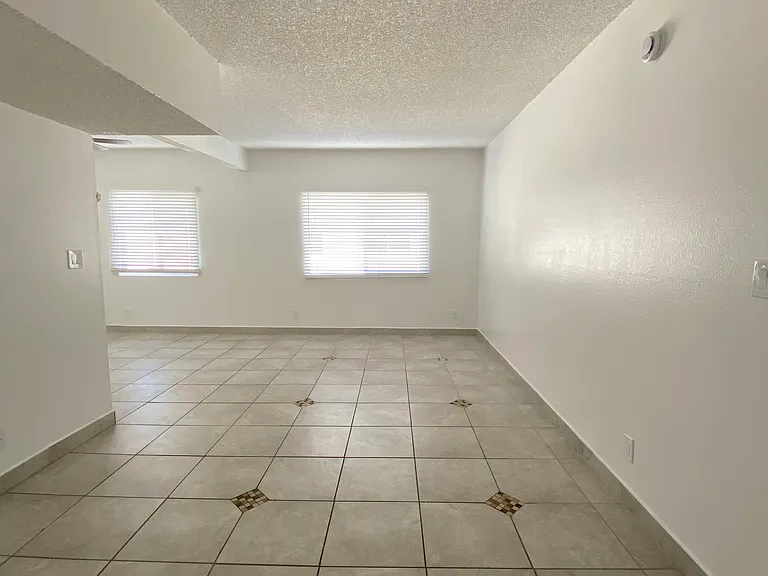 13071 San Fernando Rd #1 — Photo 10