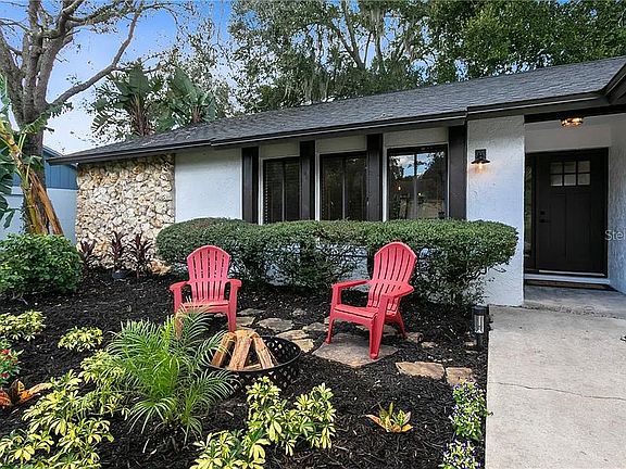 3rd image of 830 Haulover Dr