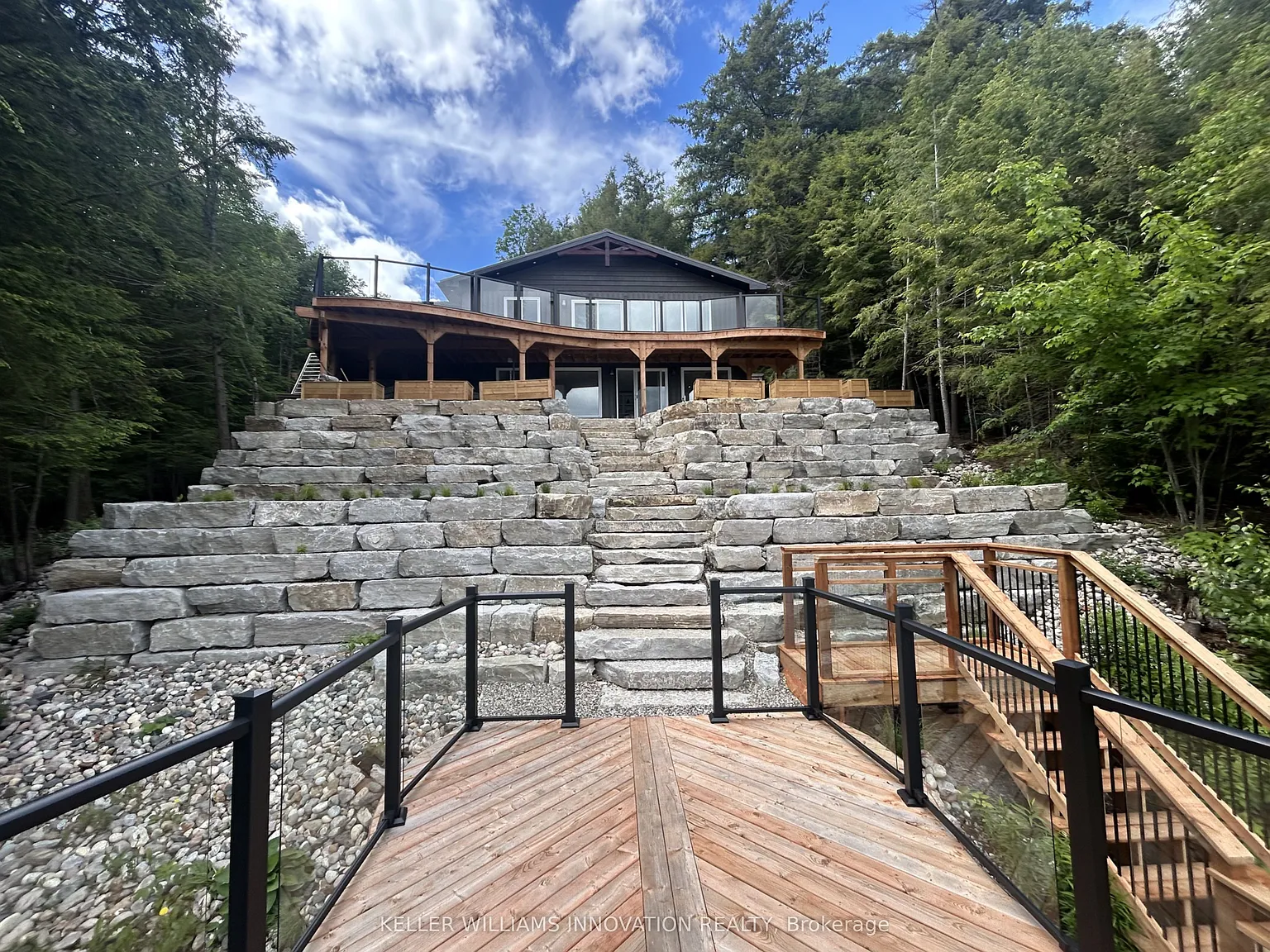4 bed, $7,000 — Photo 2