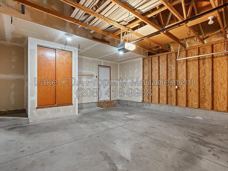 8920 N Torrey Ln — Photo 30