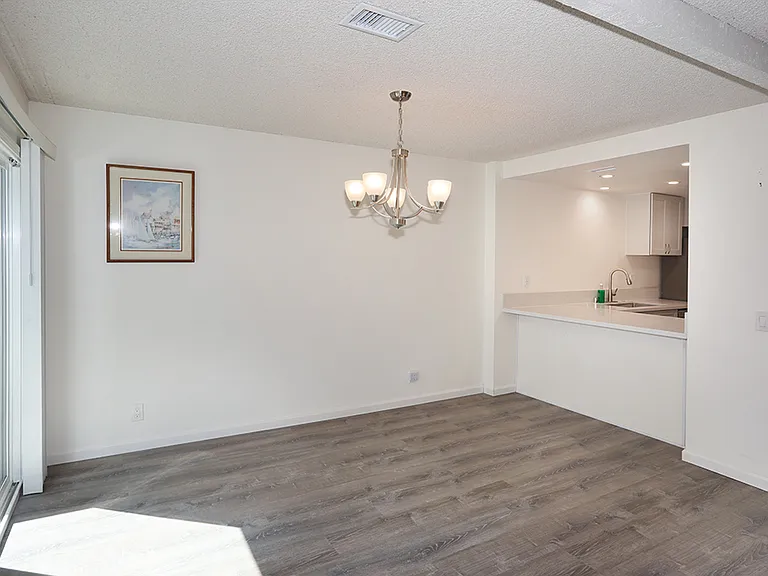 7912 Rainbow Cir #1 — Photo 6