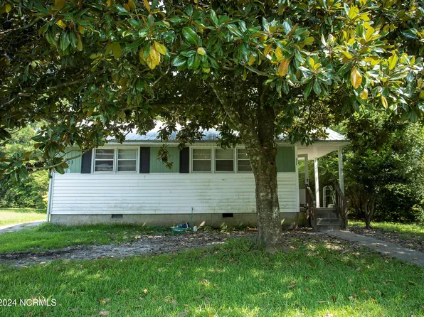 711 New River Drive, Jacksonville, NC 28540