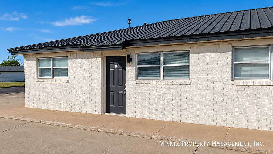 2-Bedroom Apartment for Rent in Central Lubbock | 5708 Brownfield Dr #D — Photo 3