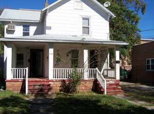 536 E Grape St, Vineland, NJ 08360