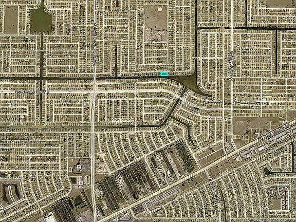 5th image of 400 NE 9th St