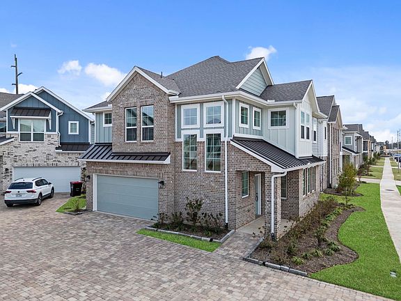 5th image of 1334 Shaded Rock Dr