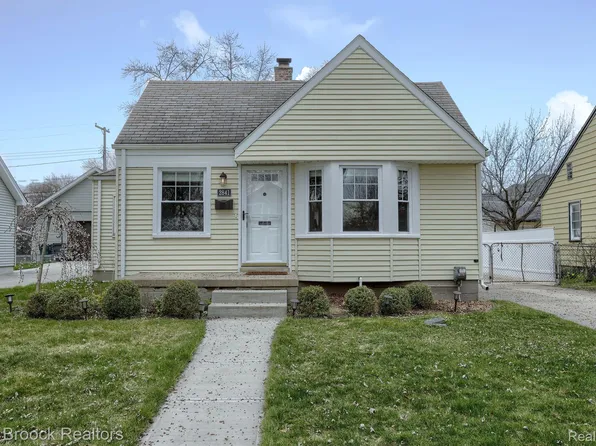 2841 Royal Ave, Berkley, MI 48072