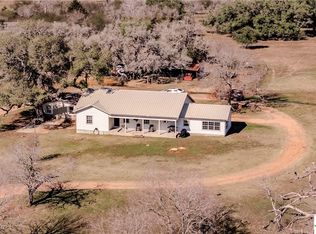 1456 Lockhart Cemetery Rd, Cuero, TX 77954