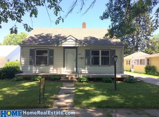 460 4th St, Utica, NE 68456