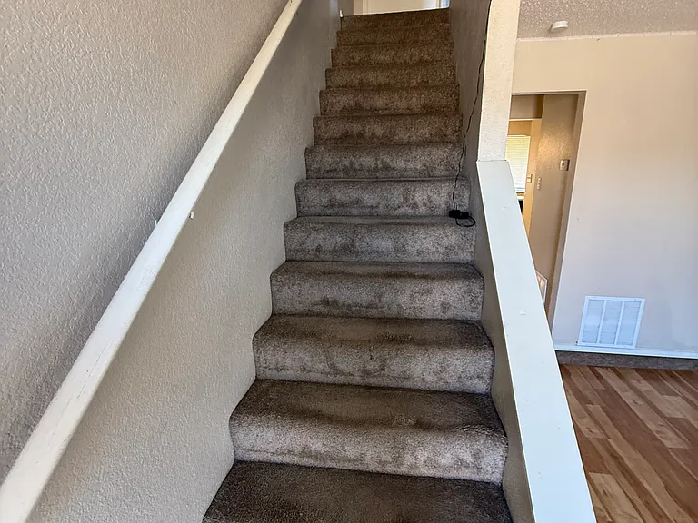 728 Bluebonnet Dr #C — Photo 8