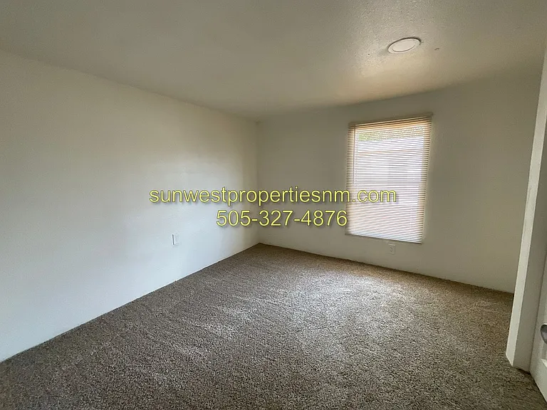 1310 Sanchez Ln — Photo 7