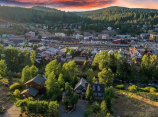10050 S River St, Truckee, CA 96161