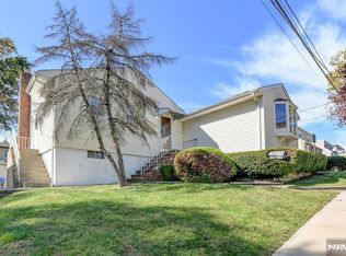 149 Charles St, Secaucus, NJ 07094