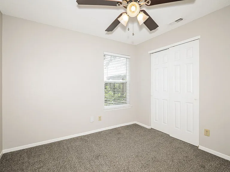 2174 Providence Dr — Photo 12