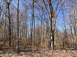 2400 State Line Rd, Hubbard, OH 44425