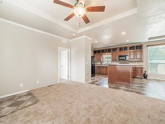 4th image of 15509 SE Mill Plain Blvd Unit 5