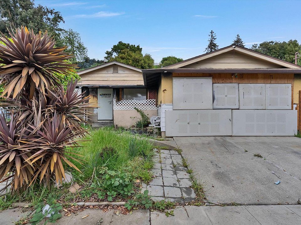 1st image of 31668 Trevor Ave
