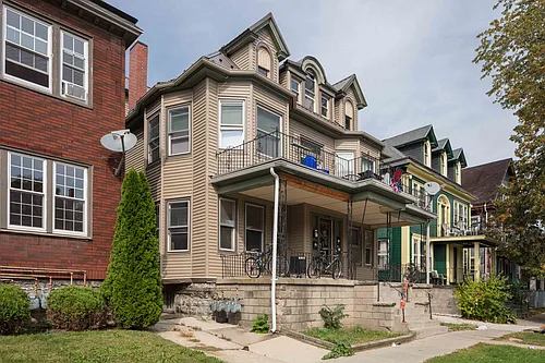 576 Potomac Ave #3 Photo 1