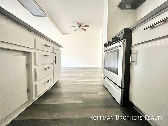 3rd image of 6736 Independence Ave #108
