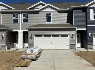 1838 Vista Lake Dr, Goshen, OH 45122