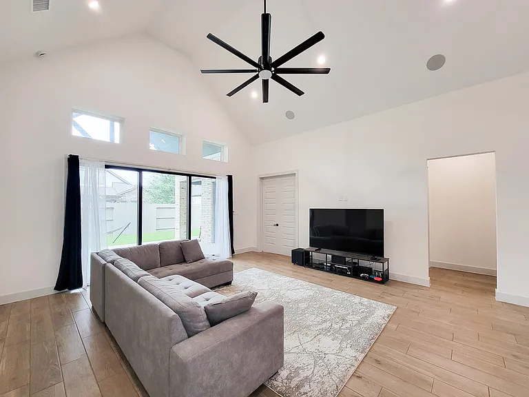 5023 Golden Peach Rd — Photo 17