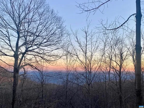 54 Firtree Dr, Wintergreen Resort, VA 22967