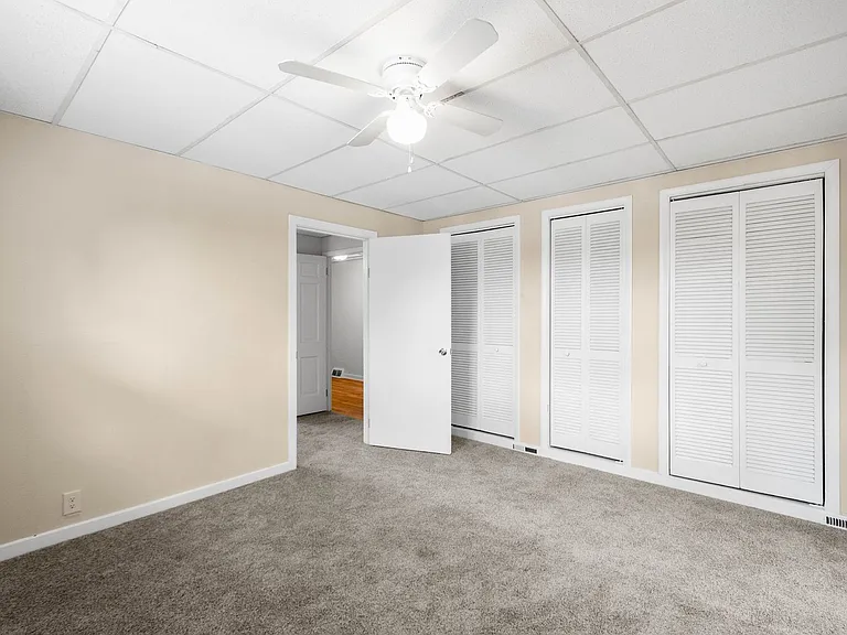 2405 Arlington Ave — Photo 11