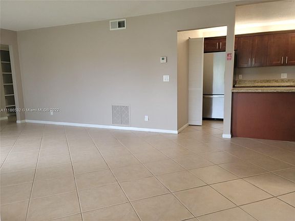 3rd image of 4844 Sable Pine Cir APT C1