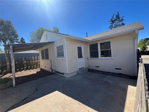 2nd image of 5285 Capistrano Ave
