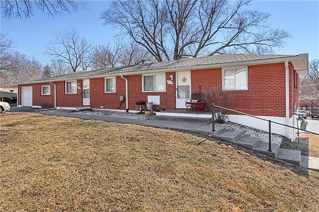 1st image of 901-903F NE 68th Ter