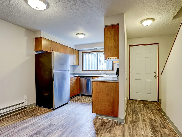 Rockrose Apartments — Photo 2