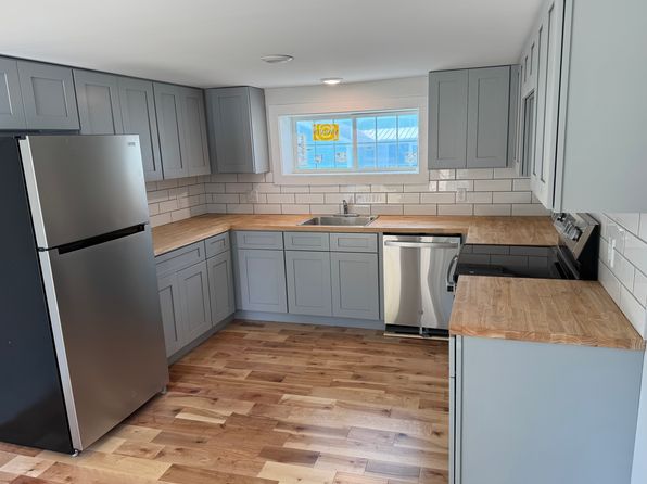 22 Grove St #2