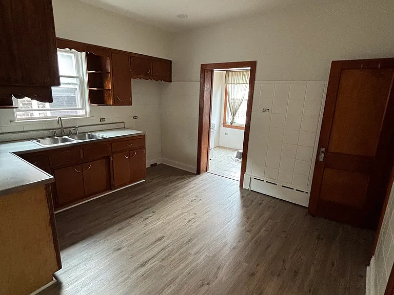 4552 S Christiana Ave #2 — Photo 7