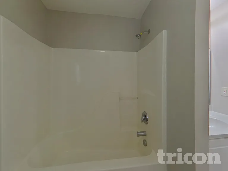 221 Meyer Ln — Photo 15