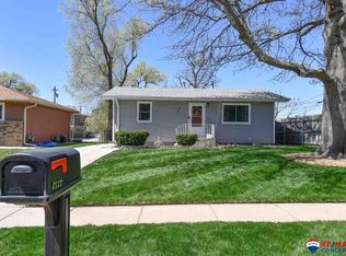 4331 S 49th St, Lincoln, NE 68516