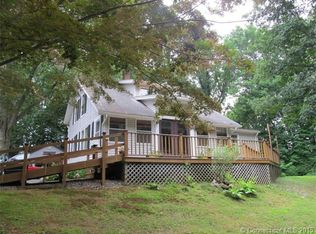 17 Rogers Ln, Deep River, CT 06417
