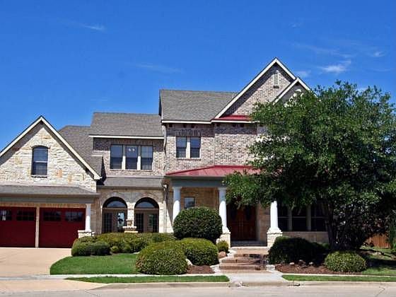 1st image of 4662 Veneto Dr