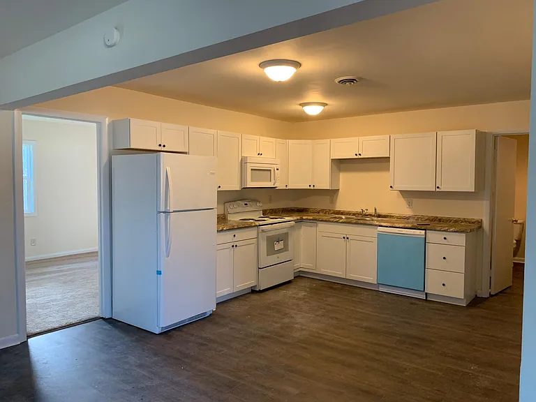803 Kilarney Dr — Photo 4
