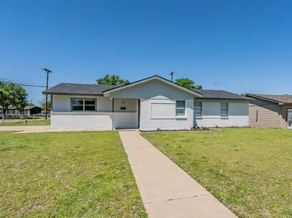 672 W Cedar St, Hurst, TX 76053