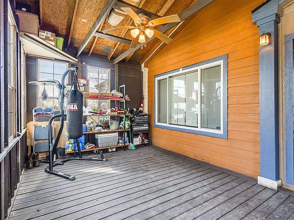 3rd image of 1425 Cowan Rd