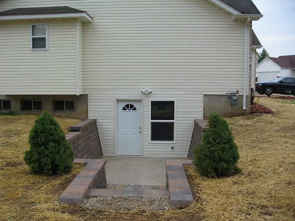2nd image of 1657 Bermuda Dr