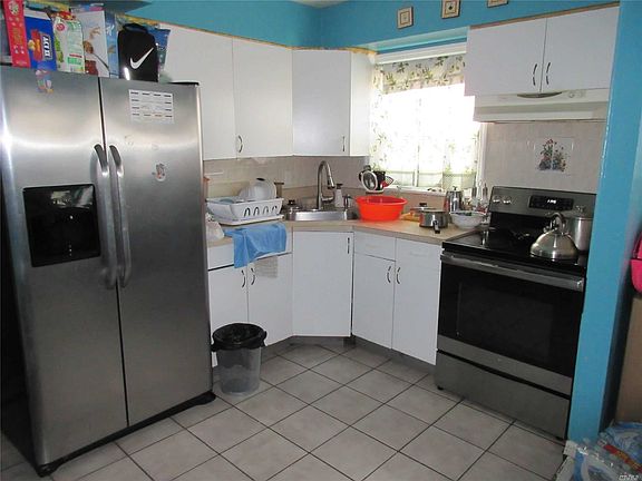 2nd image of 41 Dayton St