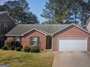 152 Back Cedar Ln, Warner Robins, GA 31093