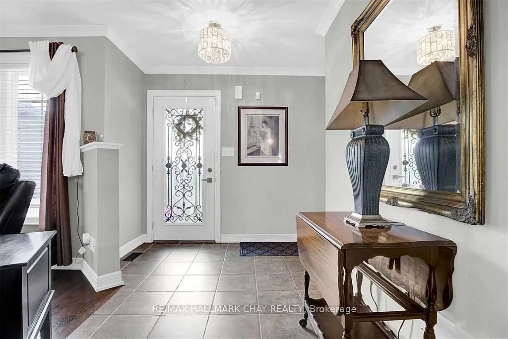 2 bed, $2,500 — Photo 3